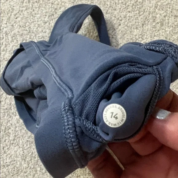 Lululemon Align Tank- Size 14 - Picture 3 of 3